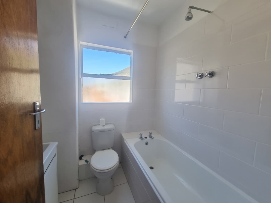 To Let 2 Bedroom Property for Rent in Tamboerskloof Western Cape